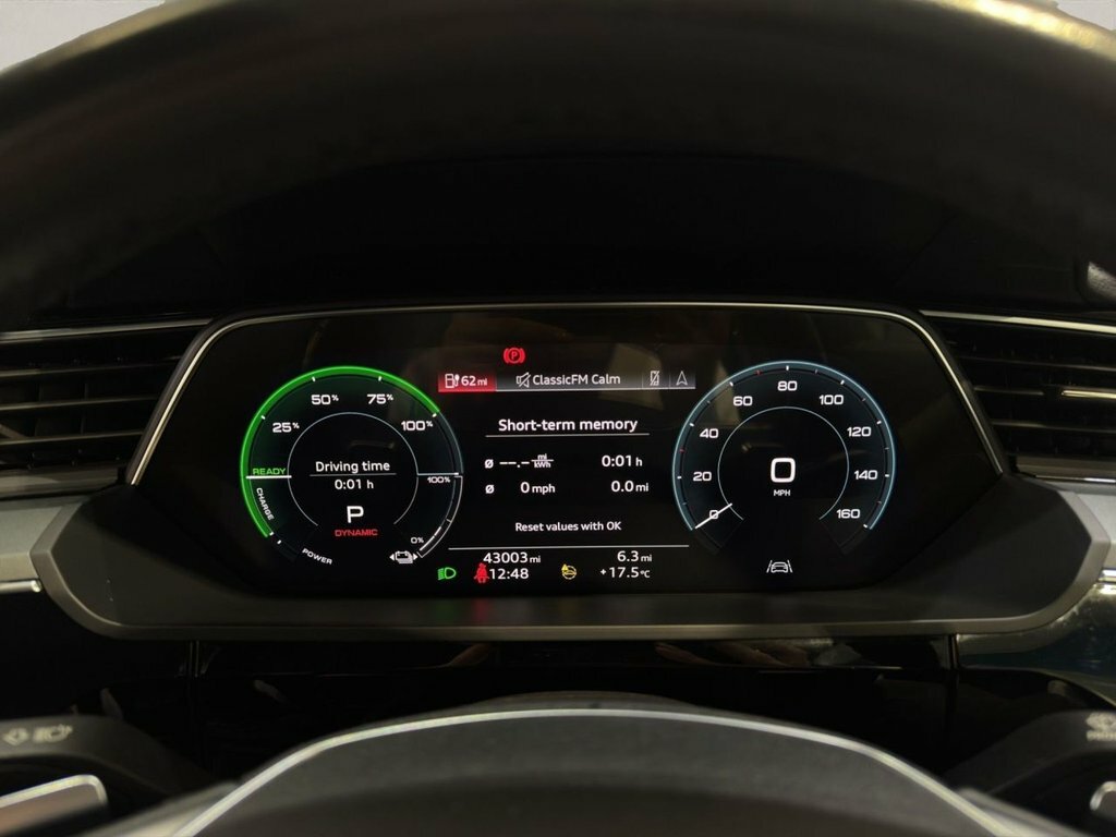 Audi E-tron 300Kw 55 Quattro 95Kwh 2020 Blue #8