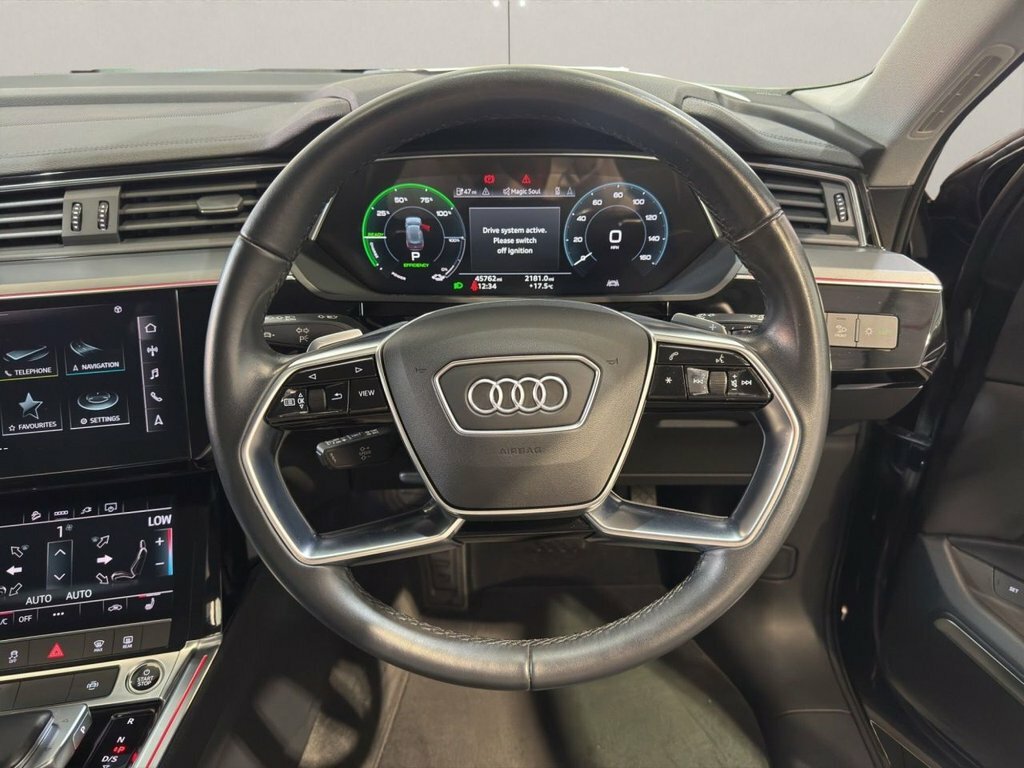 Audi E-tron 300Kw 55 Quattro 95Kwh Launch Edition White #18