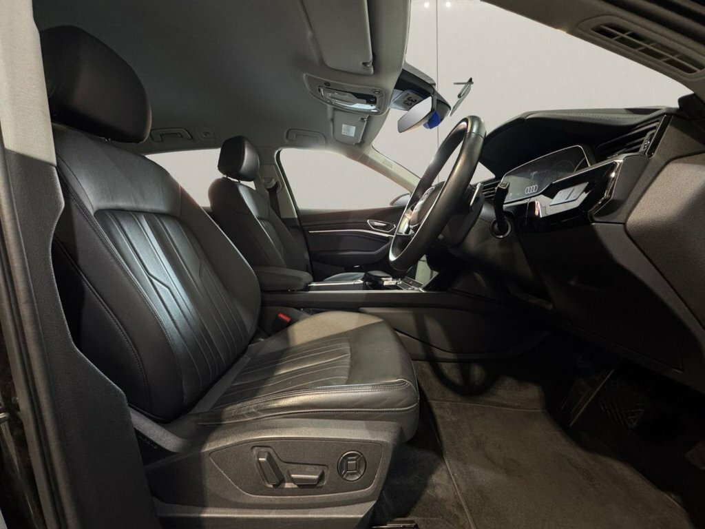Audi E-tron 300Kw 55 Quattro 95Kwh Launch Edition White #20
