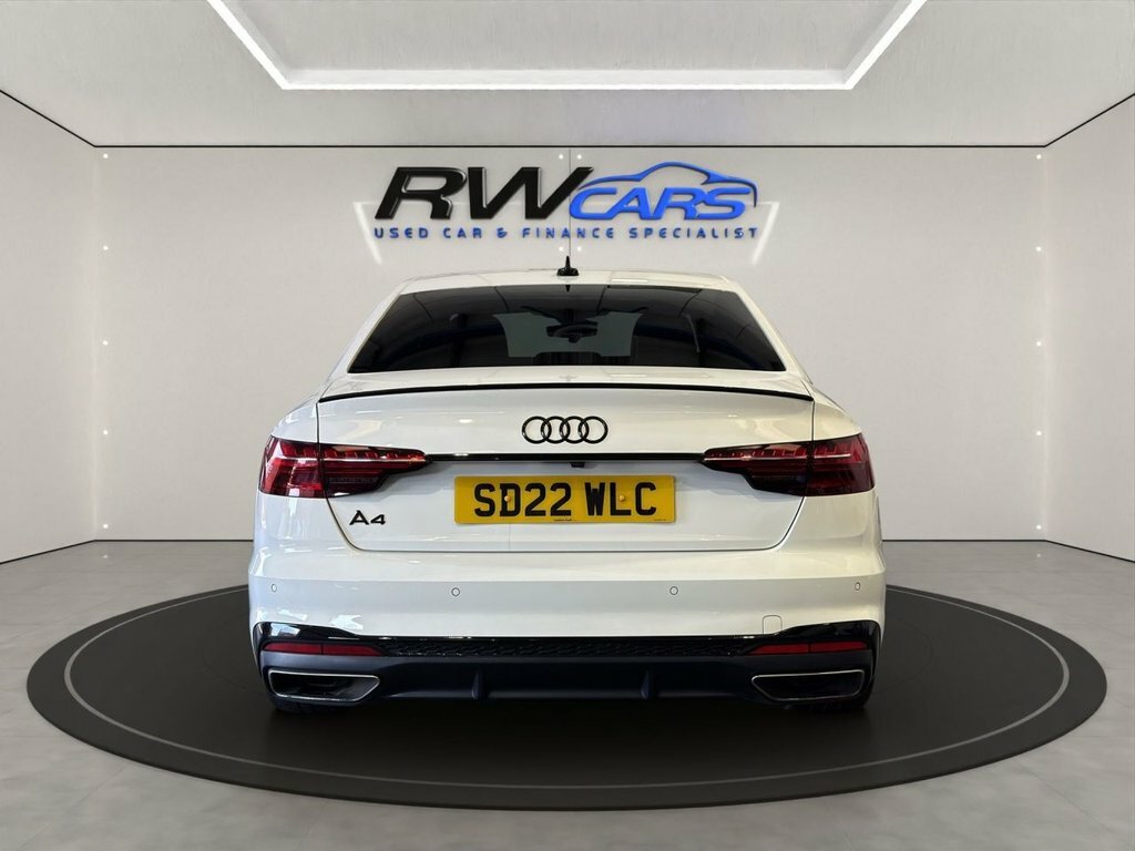 Audi A4 2L Black Edition White #3
