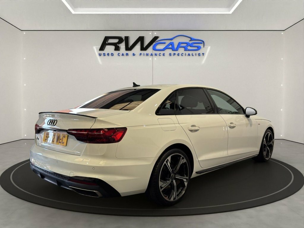 Audi A4 2L Black Edition White #4