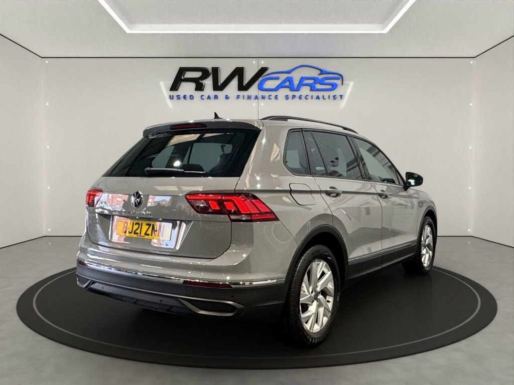 Volkswagen Tiguan 1.5L Life Grey #5