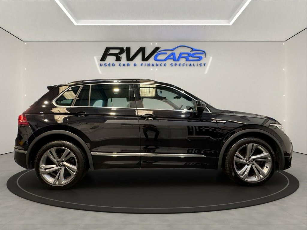 Volkswagen Tiguan 1.5L R-line Edition Black #6