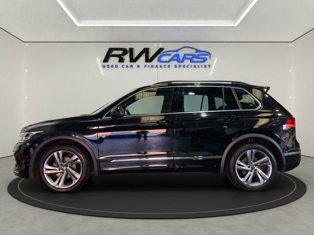 Volkswagen Tiguan 1.5L R-line Edition Black #2