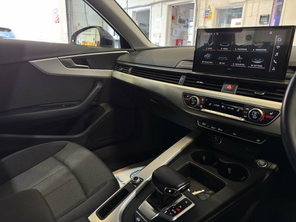 Audi A4 Avant S Line 35 Tfsi 150 Ps 6-Speed Black #13
