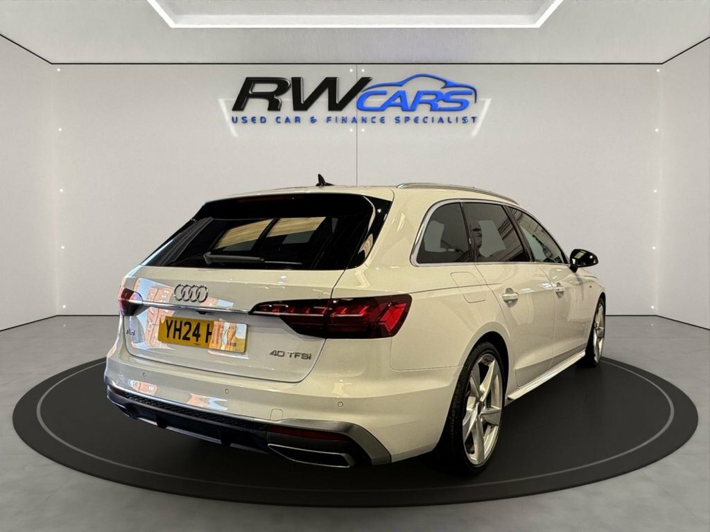 Audi A4 Avant 2L S Line White #4