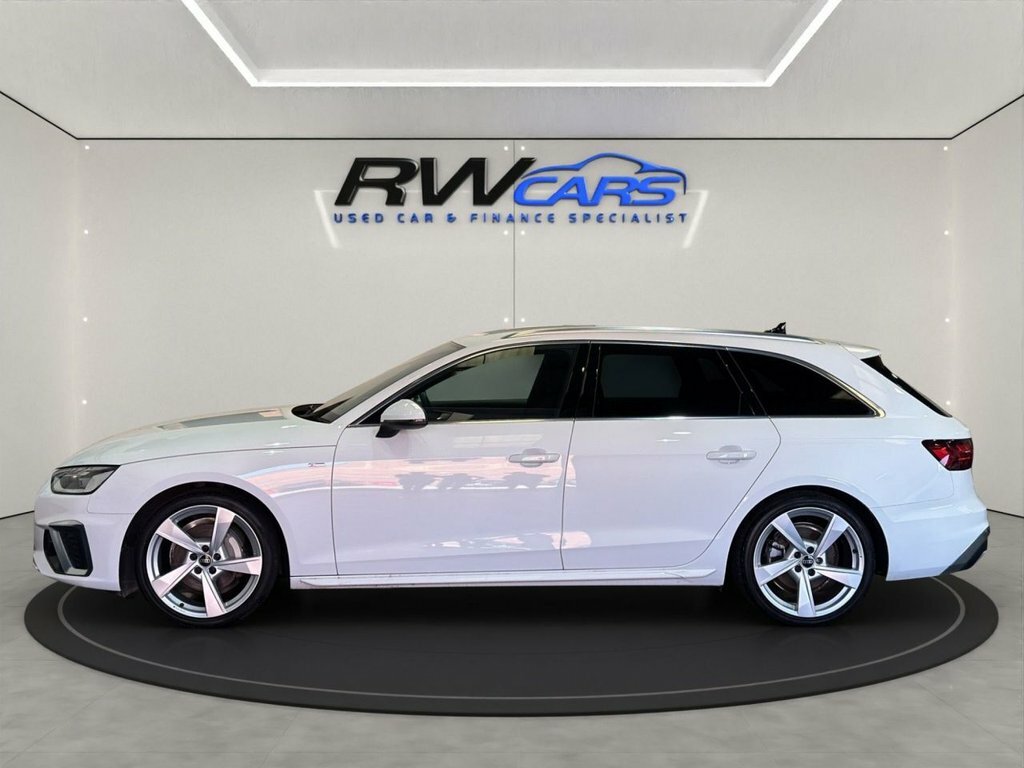 Audi A4 Avant 2L S Line White