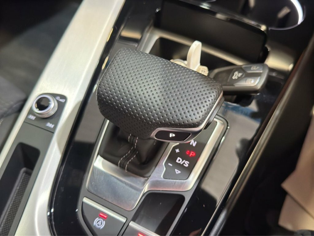 Audi A4 Avant 40 Tfsi 204 Black Edition S Tronic Tech Pack Blue #16