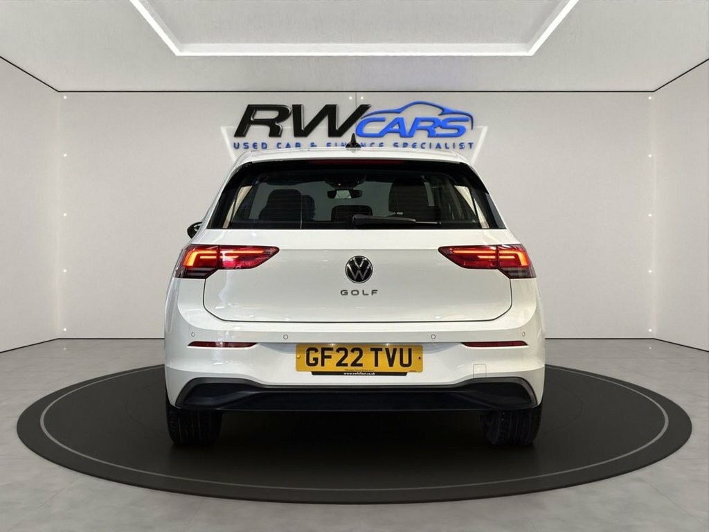 Volkswagen Golf 1L Life White #3