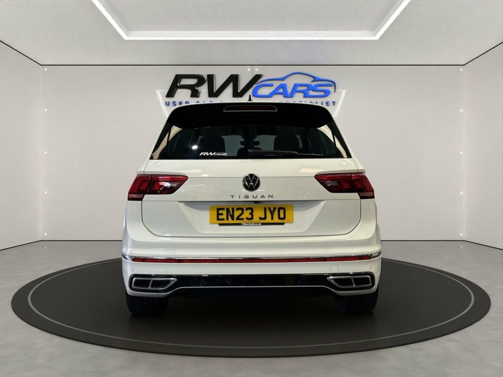 Volkswagen Tiguan 1.5L R-line White #4
