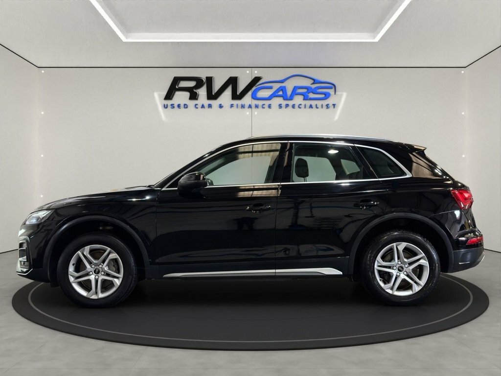 Audi Q5 2L Sport Black