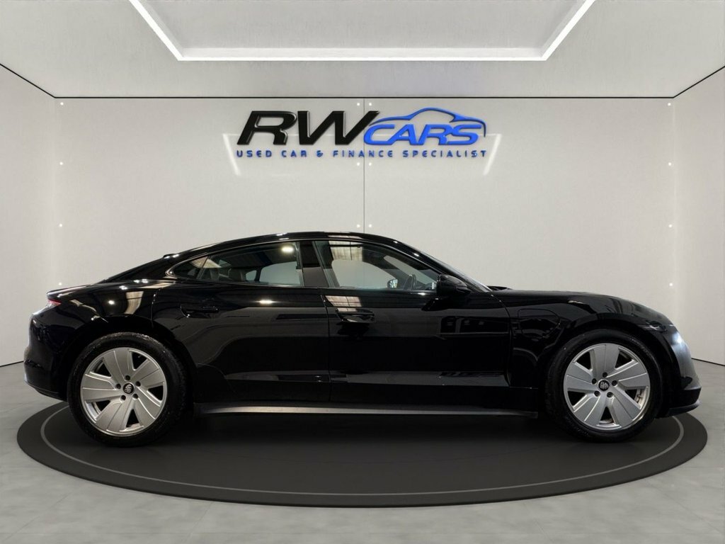 Porsche Taycan Saloon Black #5
