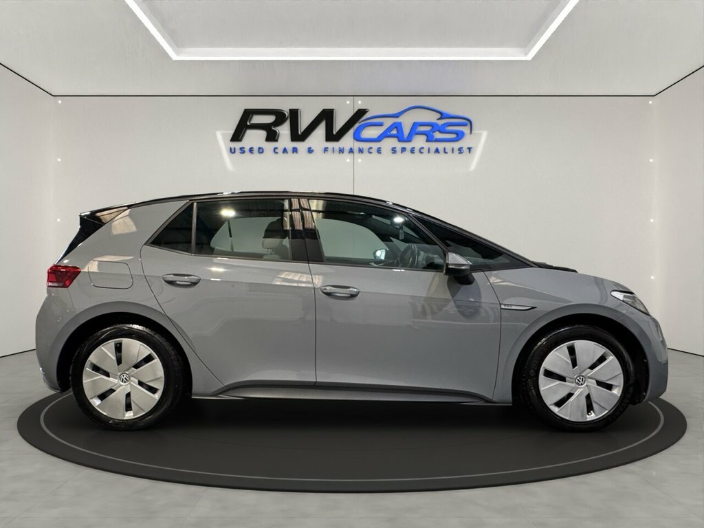 Volkswagen ID.3 Hatchback Grey #4