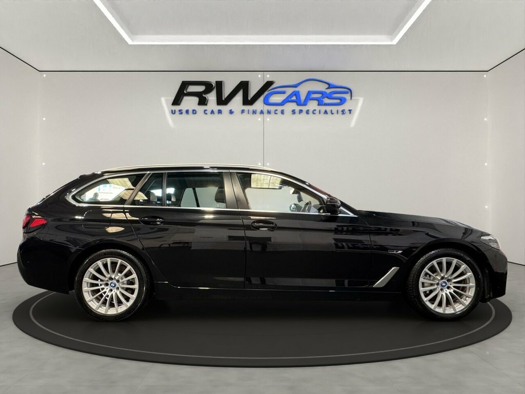BMW 5 Series 2L Se Black #6