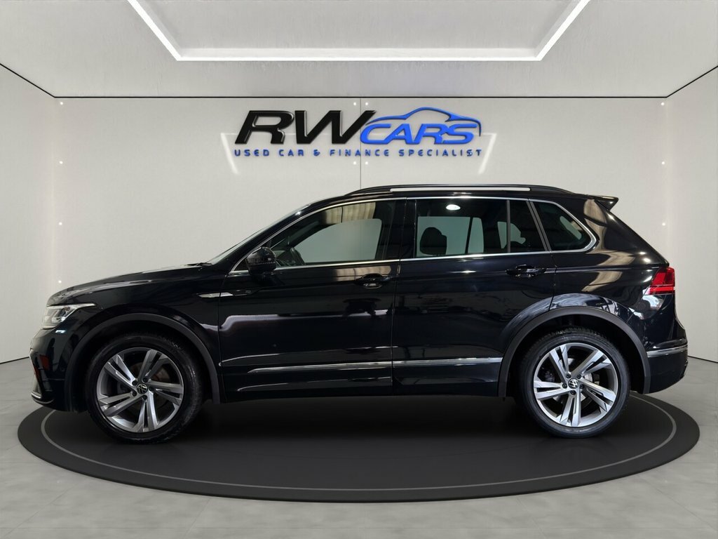 Volkswagen Tiguan 1.5L R-line Edition Black