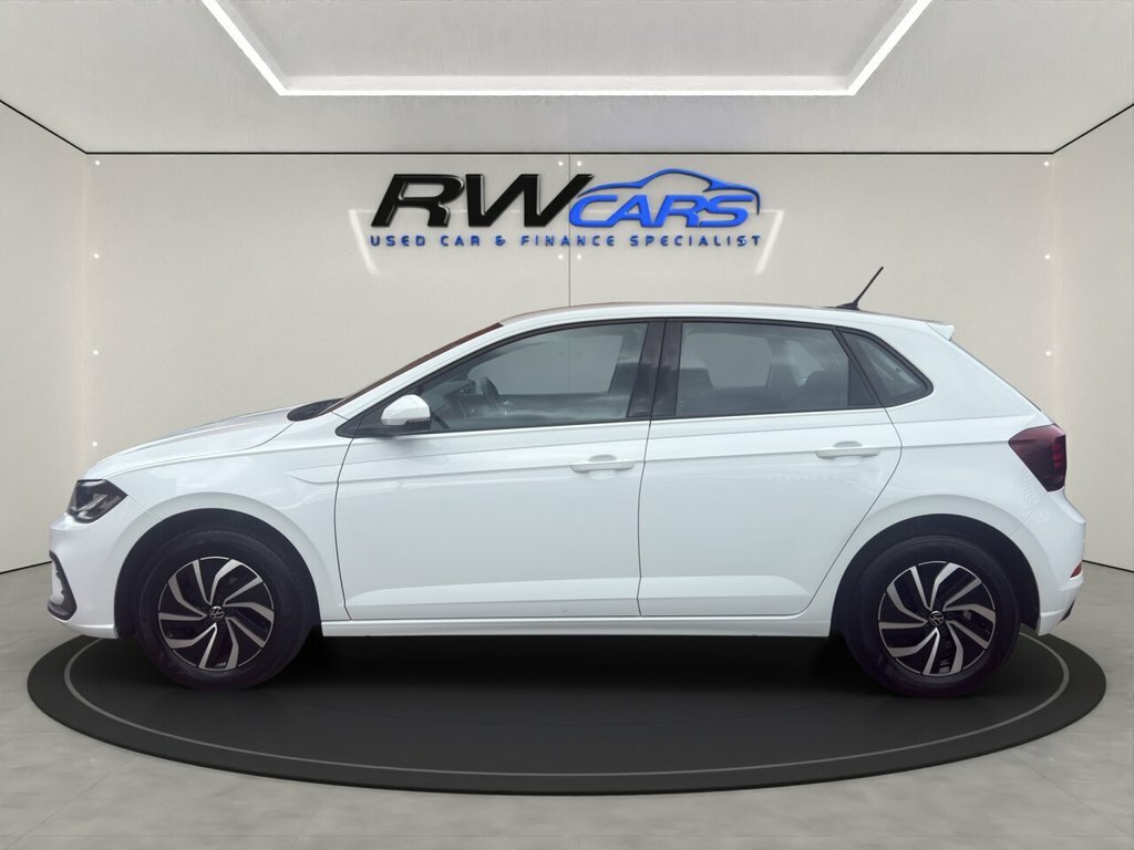 Volkswagen Polo 1L Life White