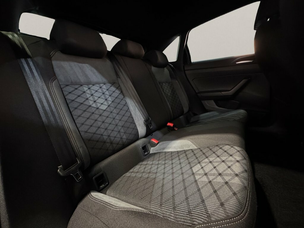 Volkswagen Taigo R-line Black #21