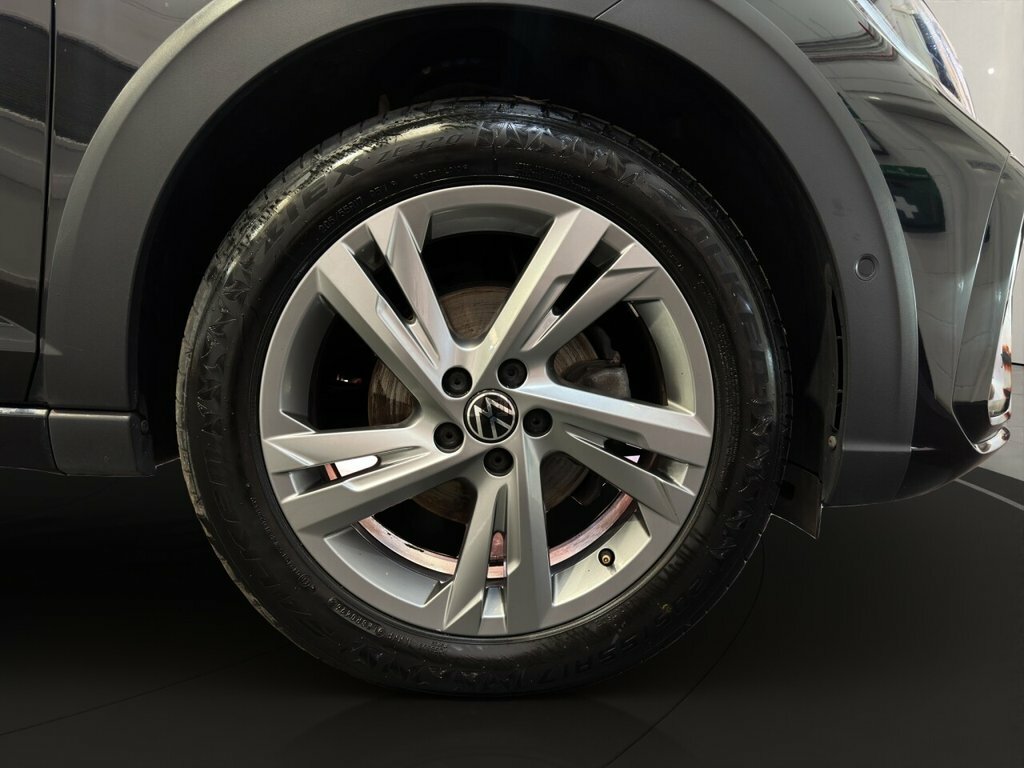 Volkswagen Taigo R-line Black #8