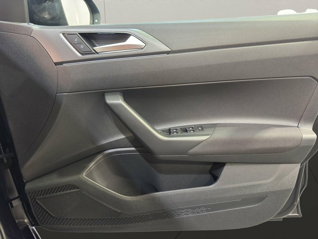 Volkswagen Taigo R-line Black #19