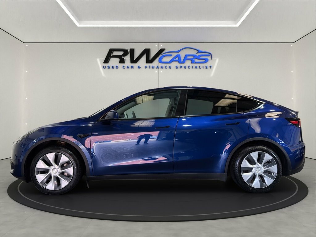 Tesla Model Y Suv Blue