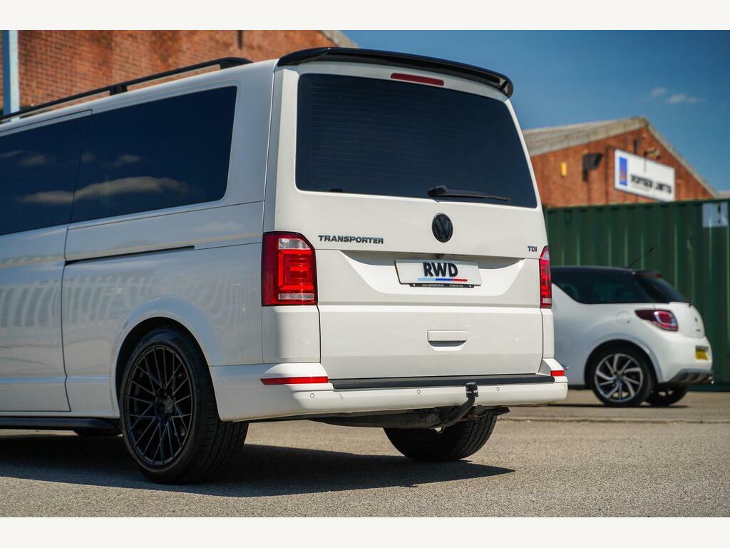 Volkswagen Transporter Shuttle Swb T6 Swb Euro 6 150Hp Dsg 9 Seater Sportline Sty Silver #24