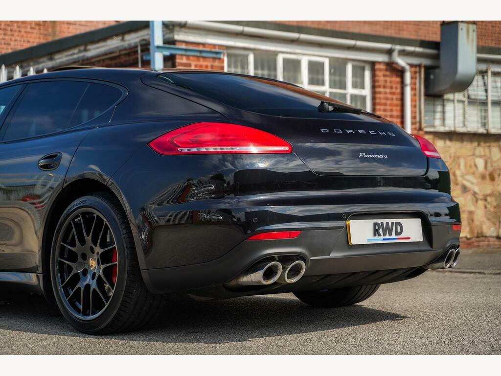 Porsche Panamera Hatchback Black #12