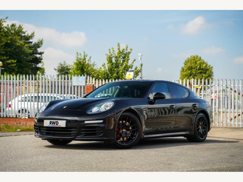 Porsche Panamera Hatchback Black #25