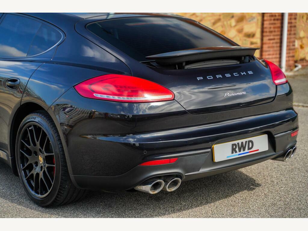 Porsche Panamera Hatchback Black #11