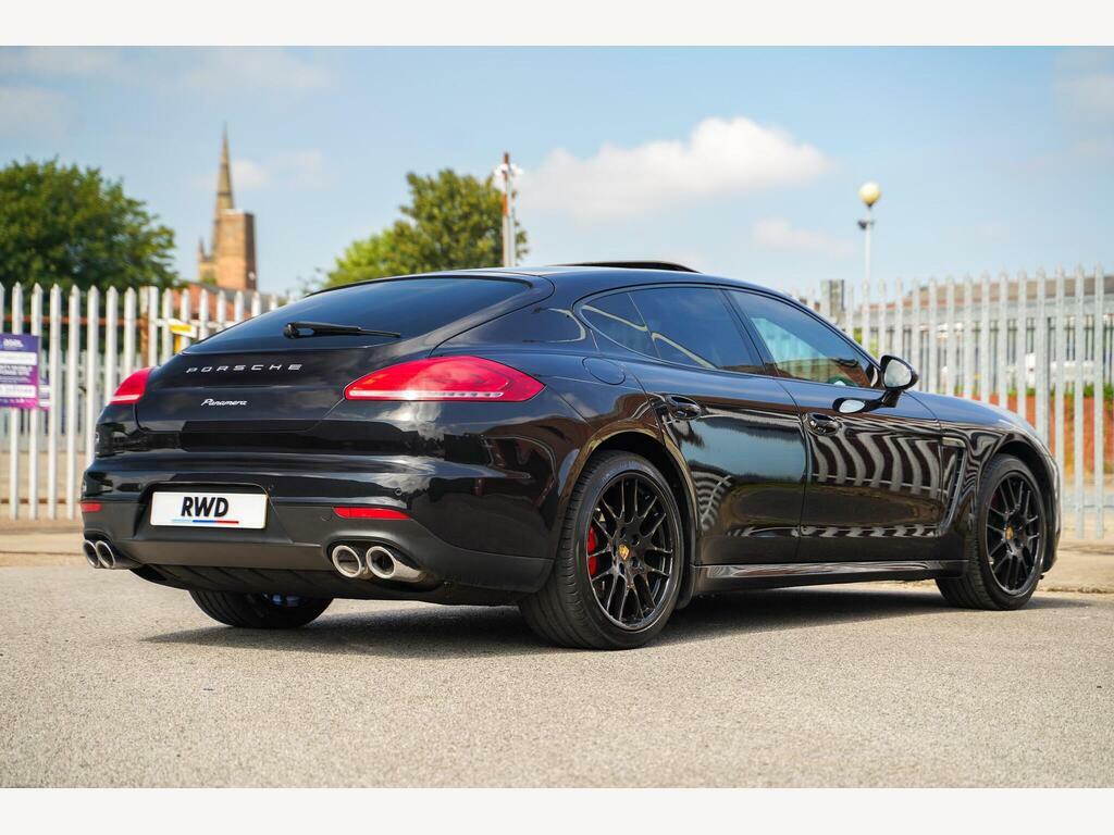 Porsche Panamera Hatchback Black #33