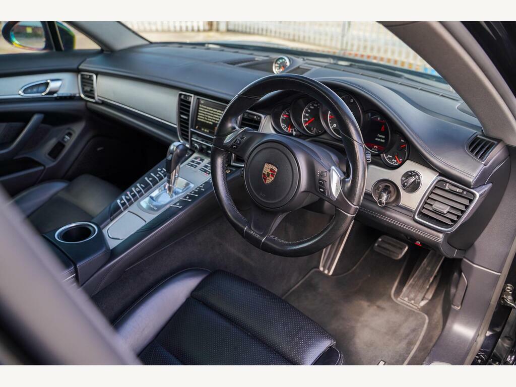 Porsche Panamera Hatchback Black #9