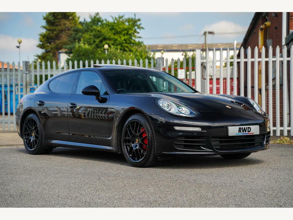 Porsche Panamera 3.0D V6 Hatchback Black #3
