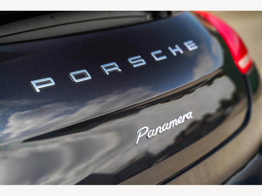 Porsche Panamera Hatchback Black #15