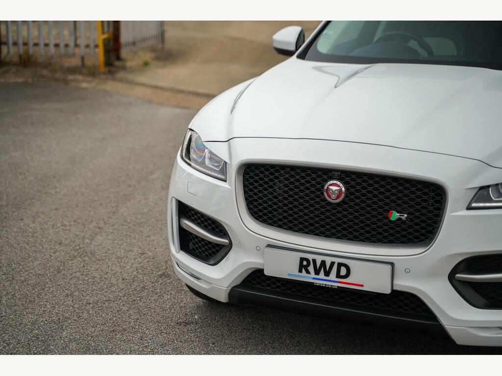 Jaguar F-Pace 2.0 P300 R-sport Suv White #5