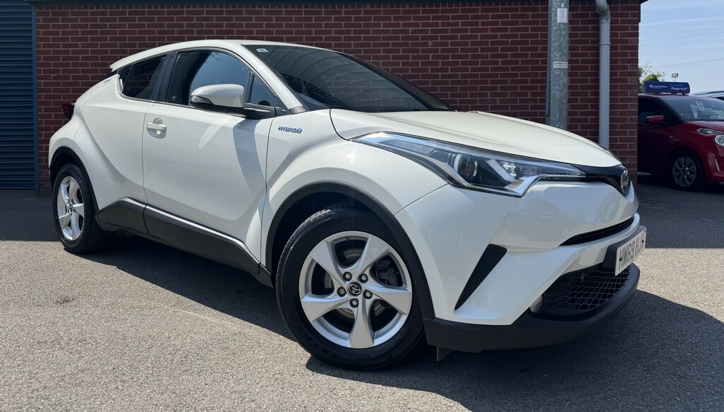 Toyota C-Hr 1.8 Vvt-h Icon HW69HJX White #3