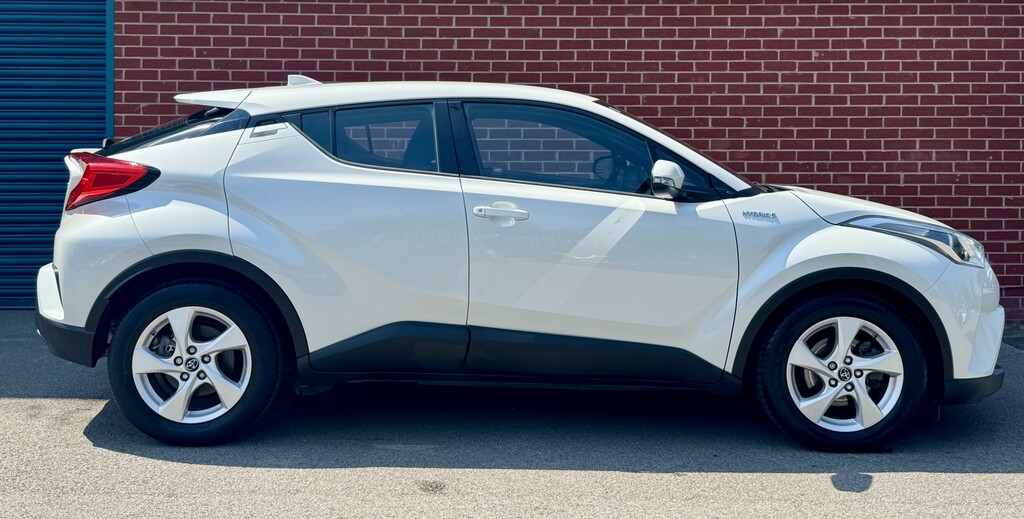 Toyota C-Hr 1.8 Vvt-h Icon HW69HJX White #4