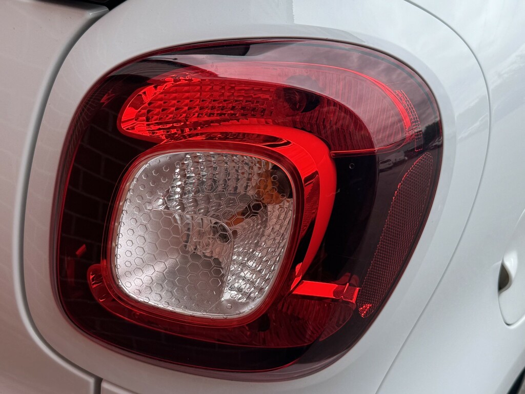 Smart Fortwo Coupe Prime Exclusive White #32
