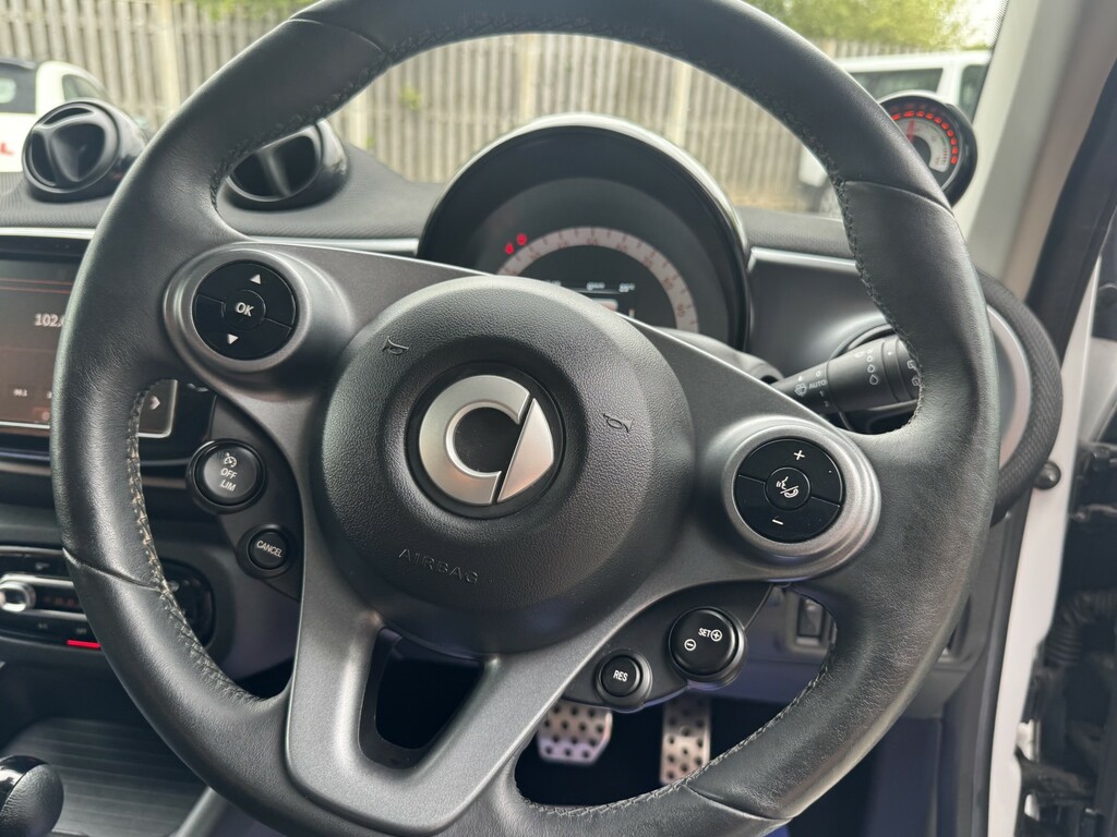 Smart Fortwo Coupe Prime Exclusive White #14