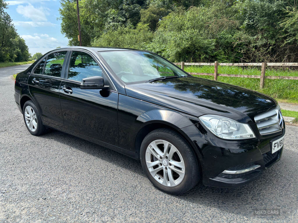 Mercedes-Benz C Class C220 Cdi Blueefficiency Executive Se Black