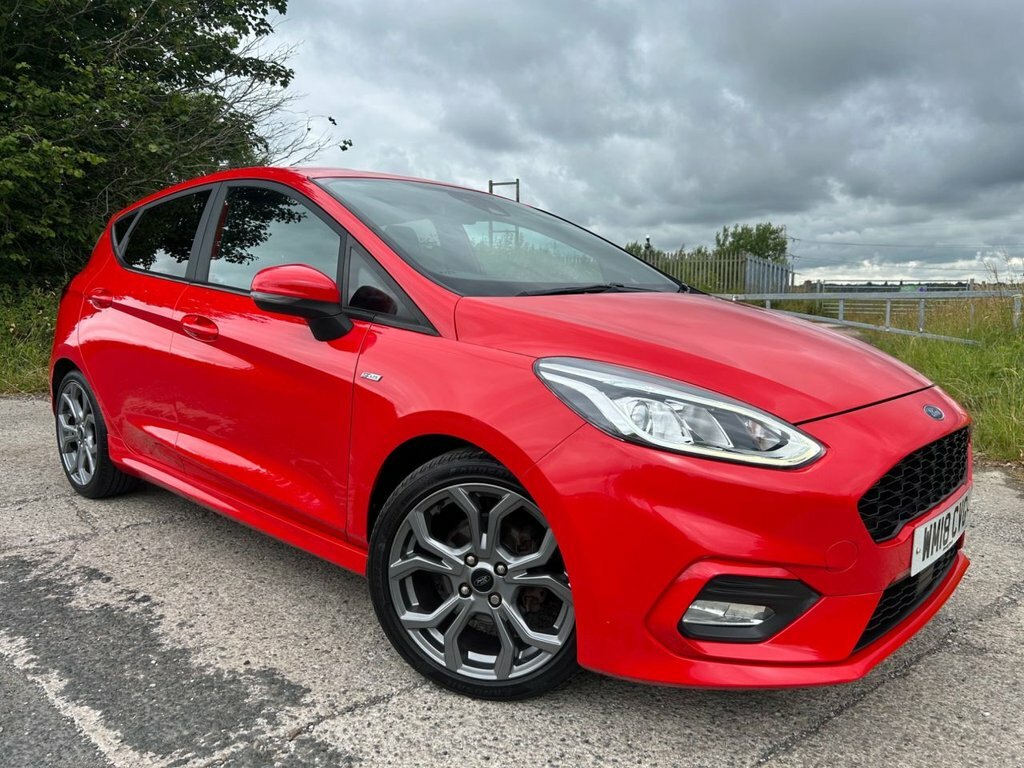 Ford Fiesta 1L St-line Red