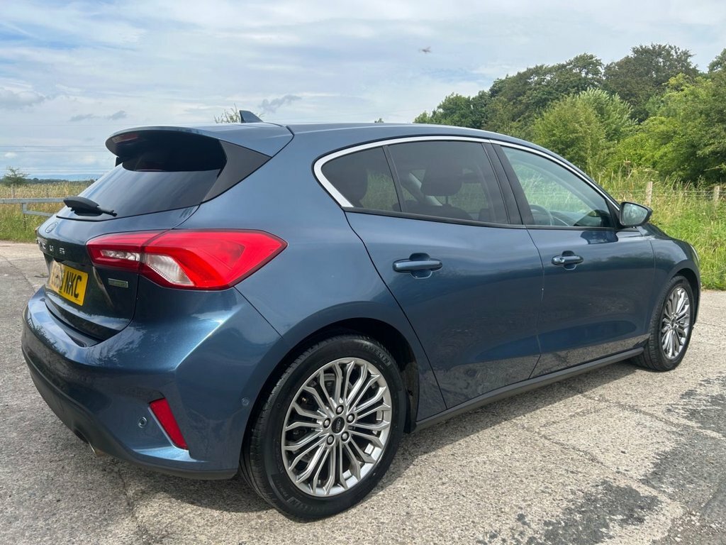 Ford Focus 1L Titanium X EO68NKC Blue #3