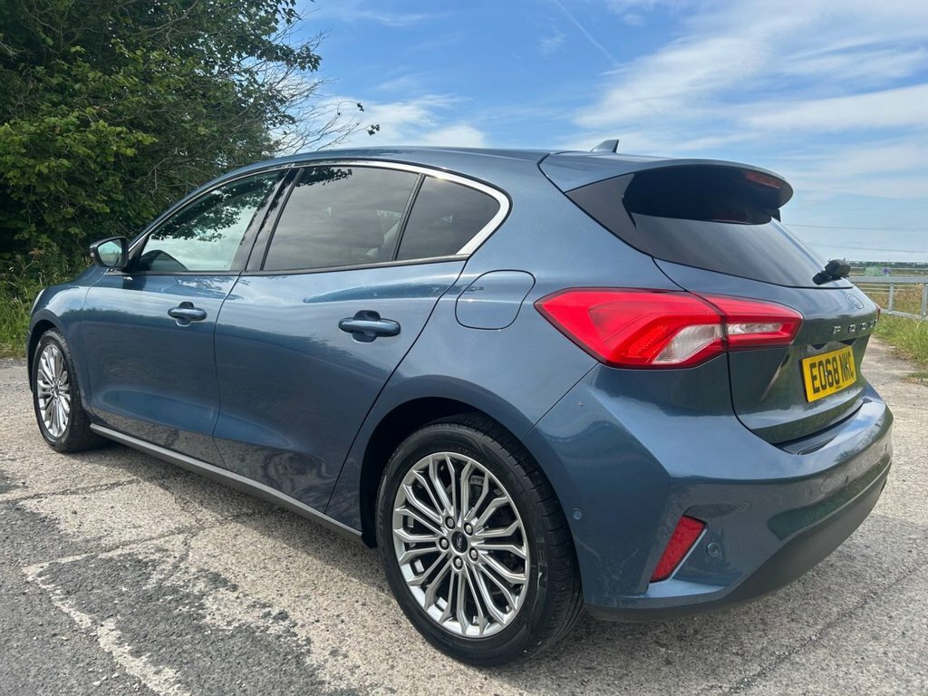 Ford Focus 1L Titanium X EO68NKC Blue #6