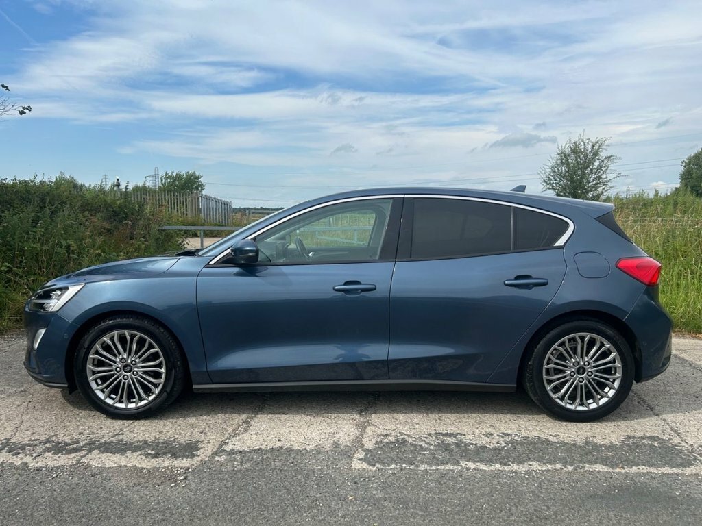 Ford Focus 1L Titanium X EO68NKC Blue #5