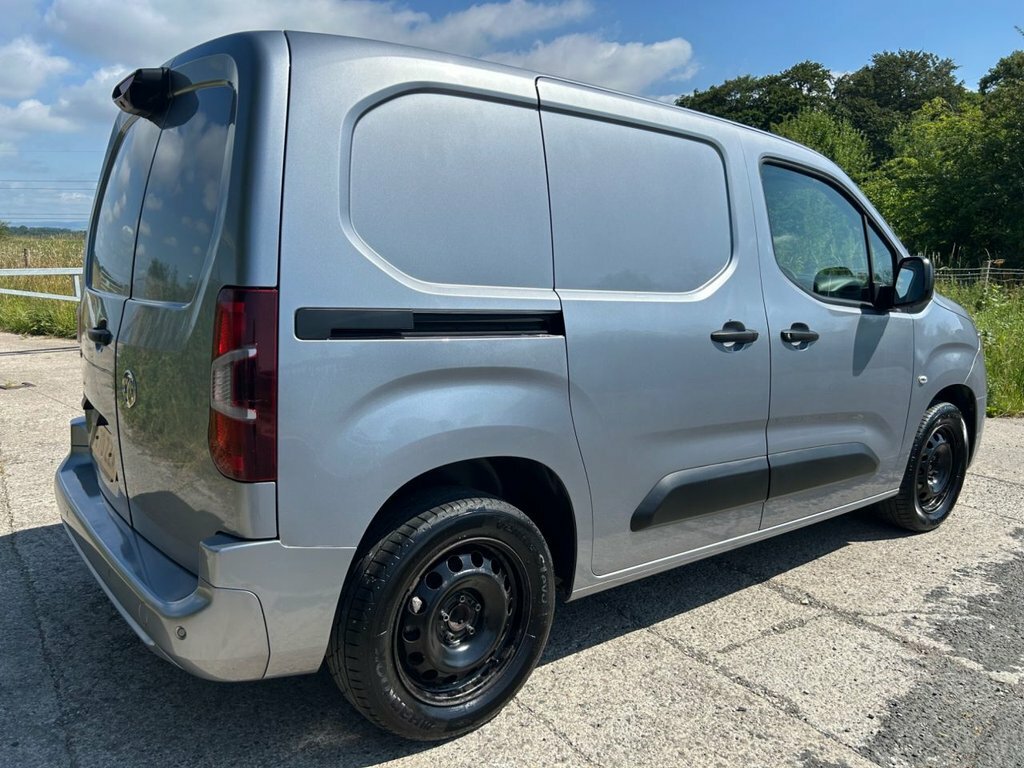 Vauxhall Combo 1.5L Sportive Grey #3