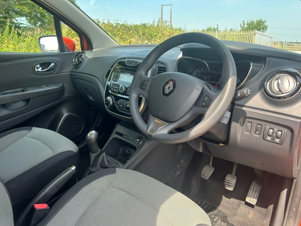 Renault Captur Renault Hatchback 0.9 Tce 90 Dynamique Nav Grey #13