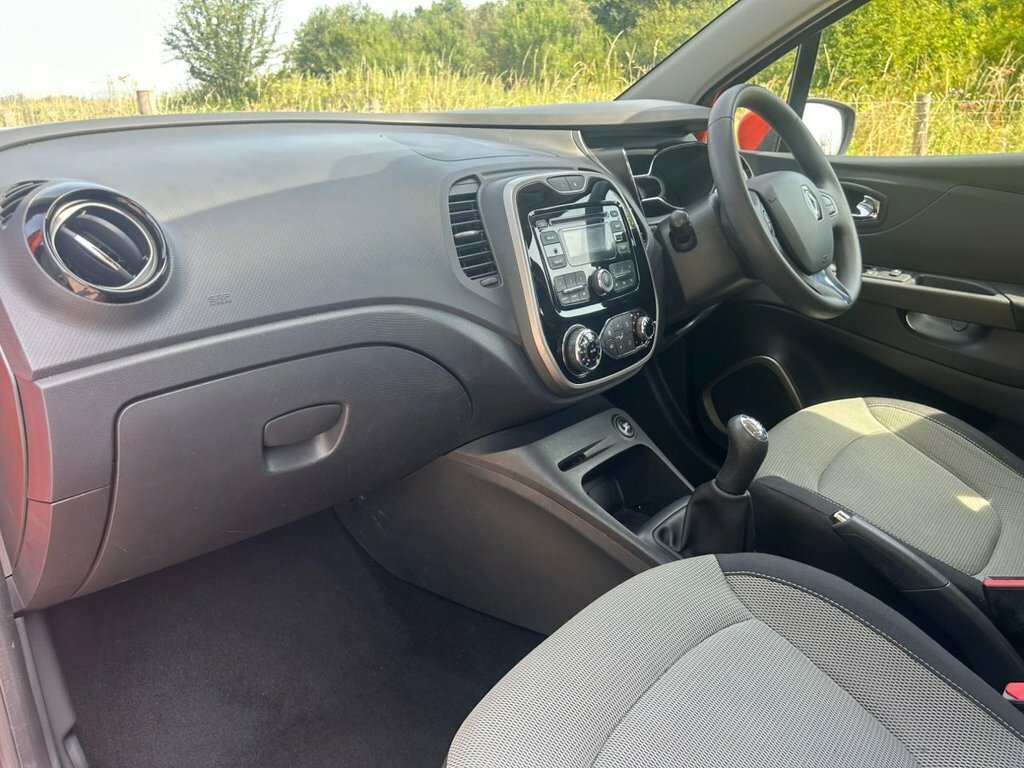 Renault Captur Renault Hatchback 0.9 Tce 90 Dynamique Nav Grey #25