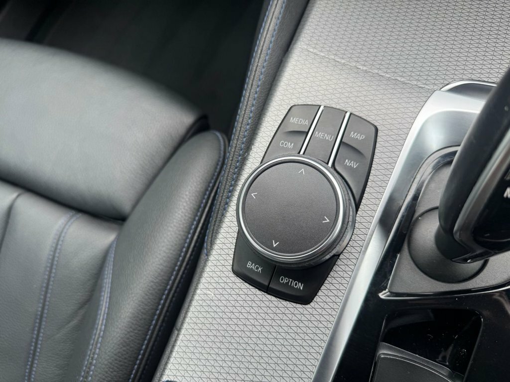 BMW 5 Series Se Grey #31