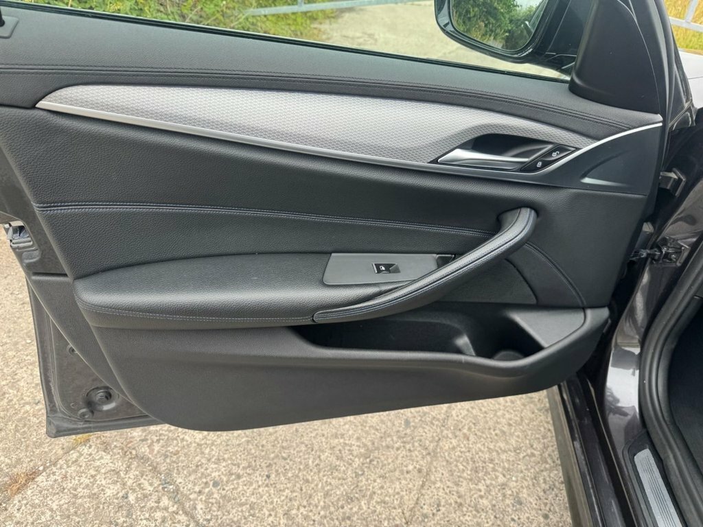 BMW 5 Series Se Grey #19