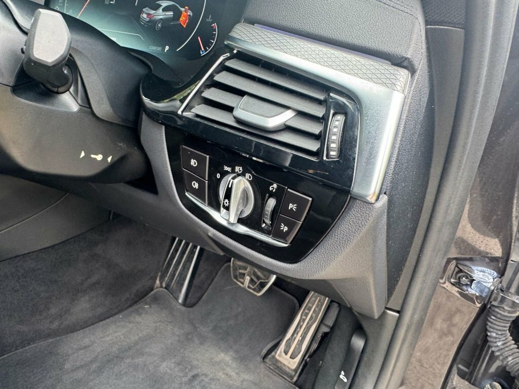 BMW 5 Series Se Grey #39