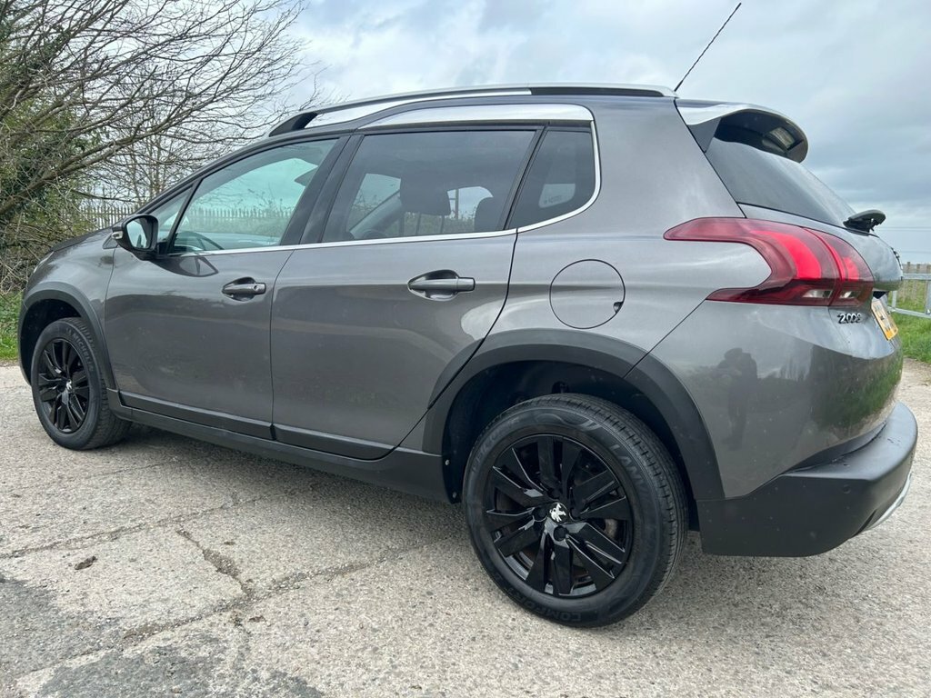Peugeot 2008 1L Allure Premium Grey #5
