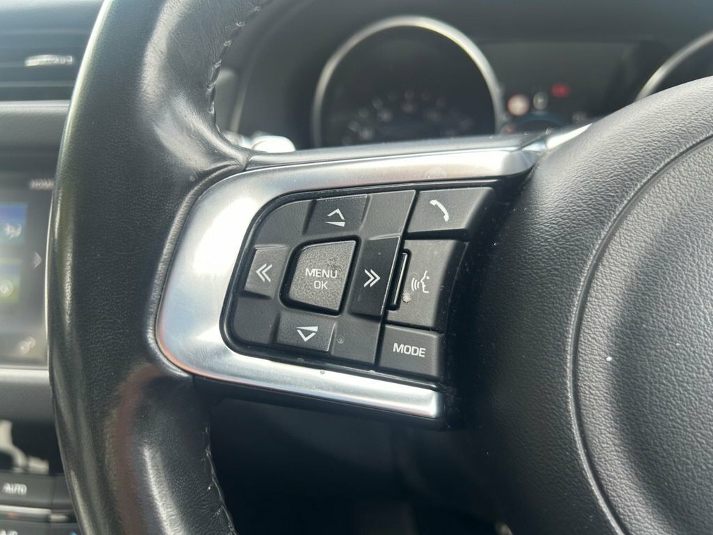 Jaguar XF R-sport White #16